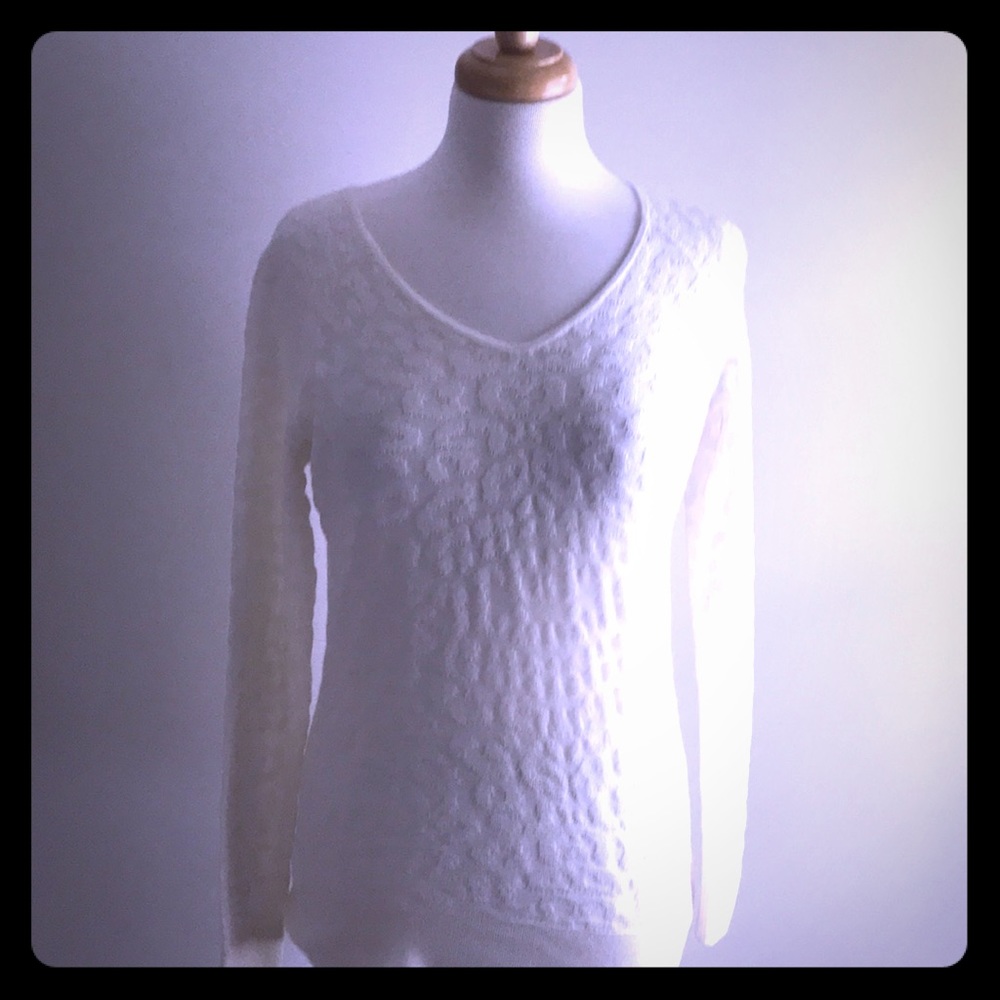 A.. Loft creme sweater